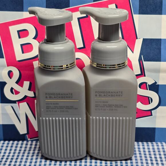 BBW Pomegranate & Blackberry Perforated White Barn Gentle Foaming Hand Soap 2 - Picture 1 of 2